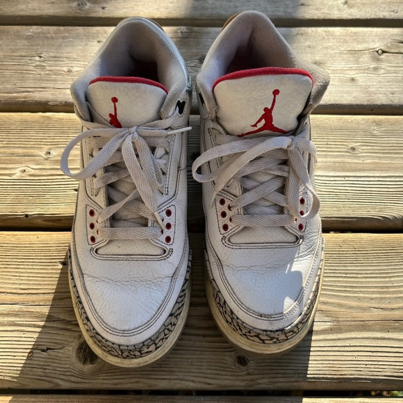 Air Jordan 3 Retro 'White Cement' 2011 - Picture 7 of 9